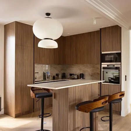 Апартаменты Luxury - Eiffel Tower View - 3bd-8p - Grenelle
