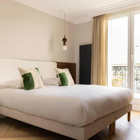 Luxury - Eiffel Tower View - 3bd-8p - Grenelle * Párizs