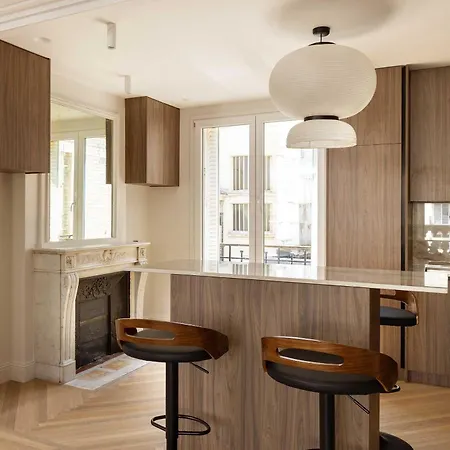 Luxury - Eiffel Tower View - 3bd-8p - Grenelle Apartman
